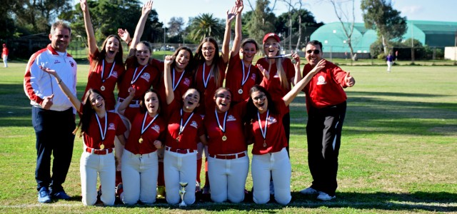 REDCOATS WIN FASTPITCH TOURNAMENT